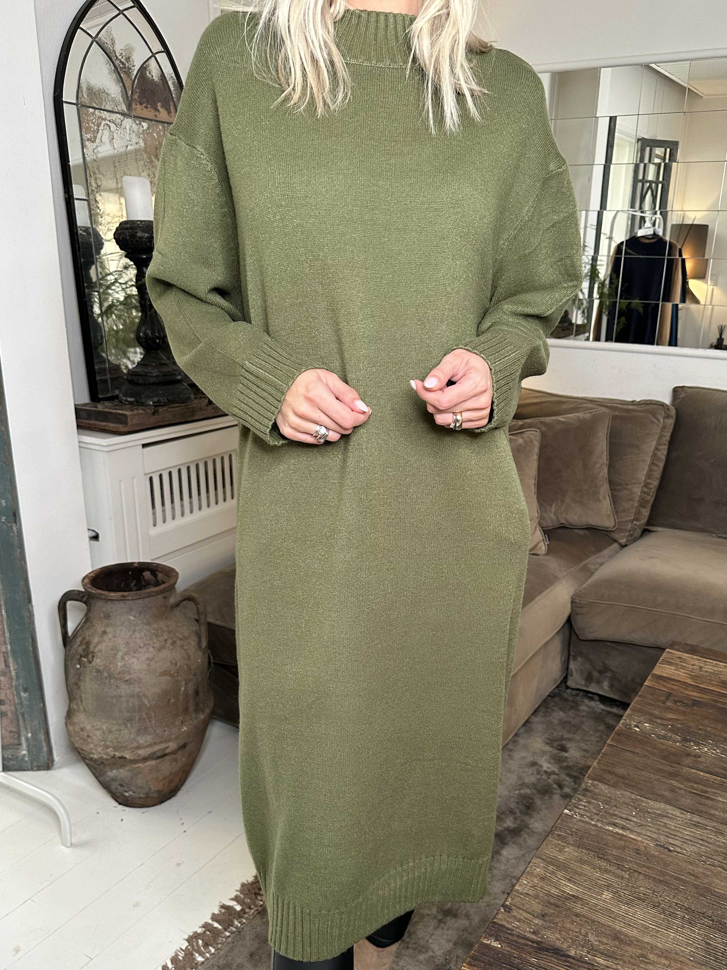 Katia - Lækker blød og elastisk strikkjole